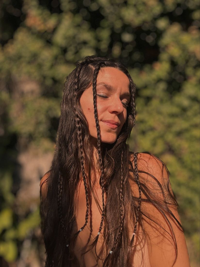 Benvinda ao sol com tranças